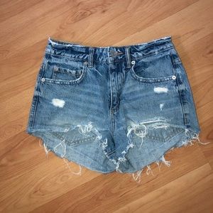 Garage festival shorts